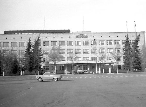 Площадь Мира